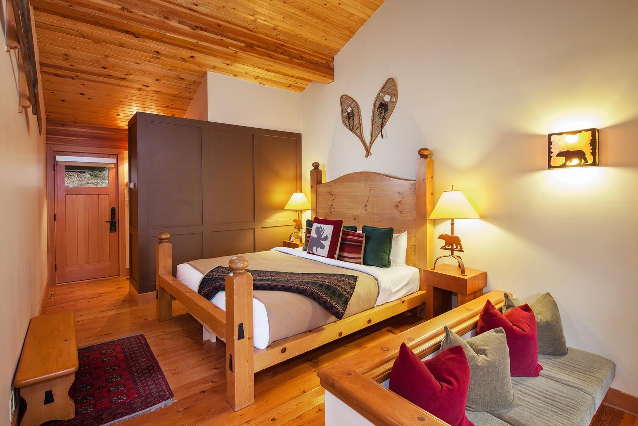 Moraine Lake Lodge Лейк-Луїз Екстер'єр фото
